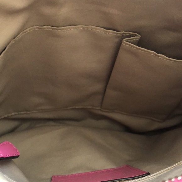 Coach crossbody bag with pink trim - Picture 9 of 14